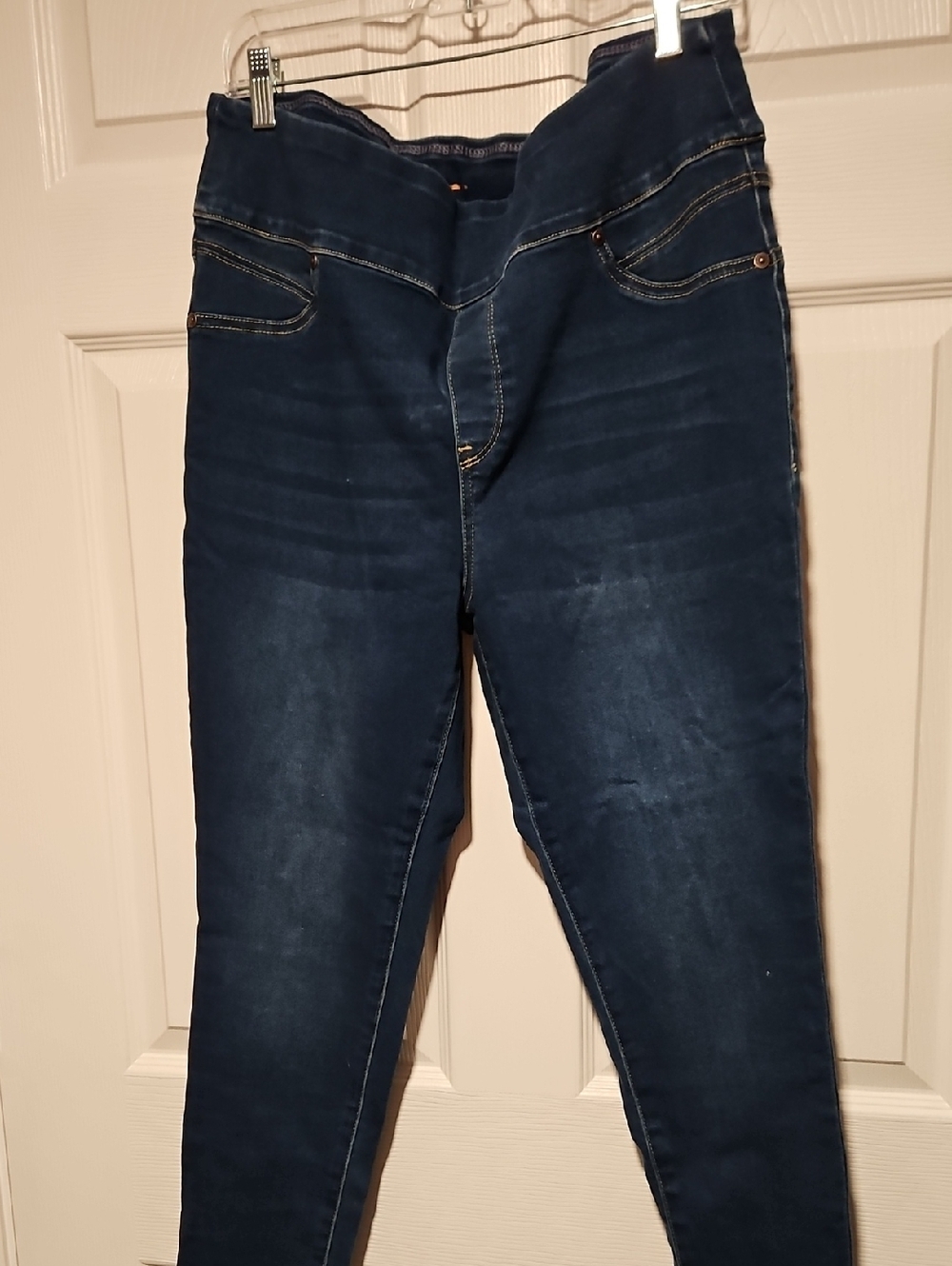 Seven7 Dark Indigo Skinny Jeans for Women